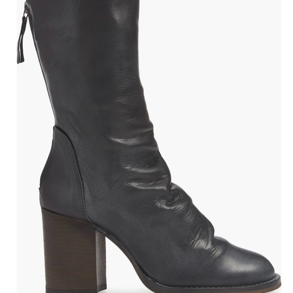 Elegant Black Leather Women's Boots